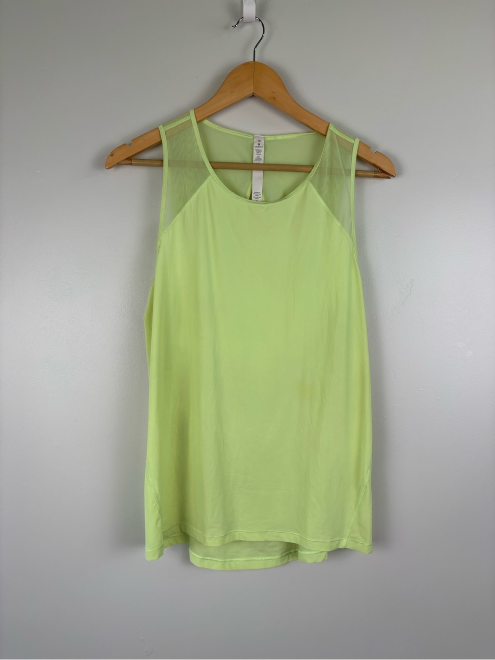 Lululemon For The Run Tank Size 10 Women's Clear Mint Lime Green W1AWXS